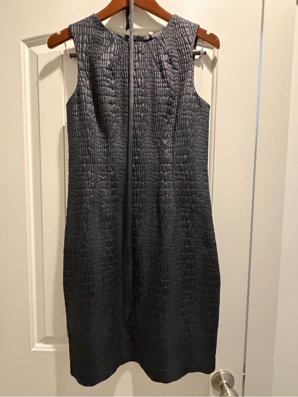 Elie Tahari Textured Sleeveless Sheath Dress - Black w/belt